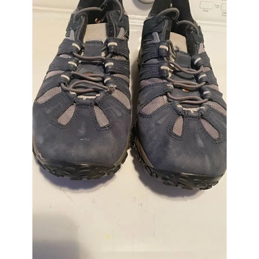 Merrell Shoes (SZ 6) - Picture 2 of 5